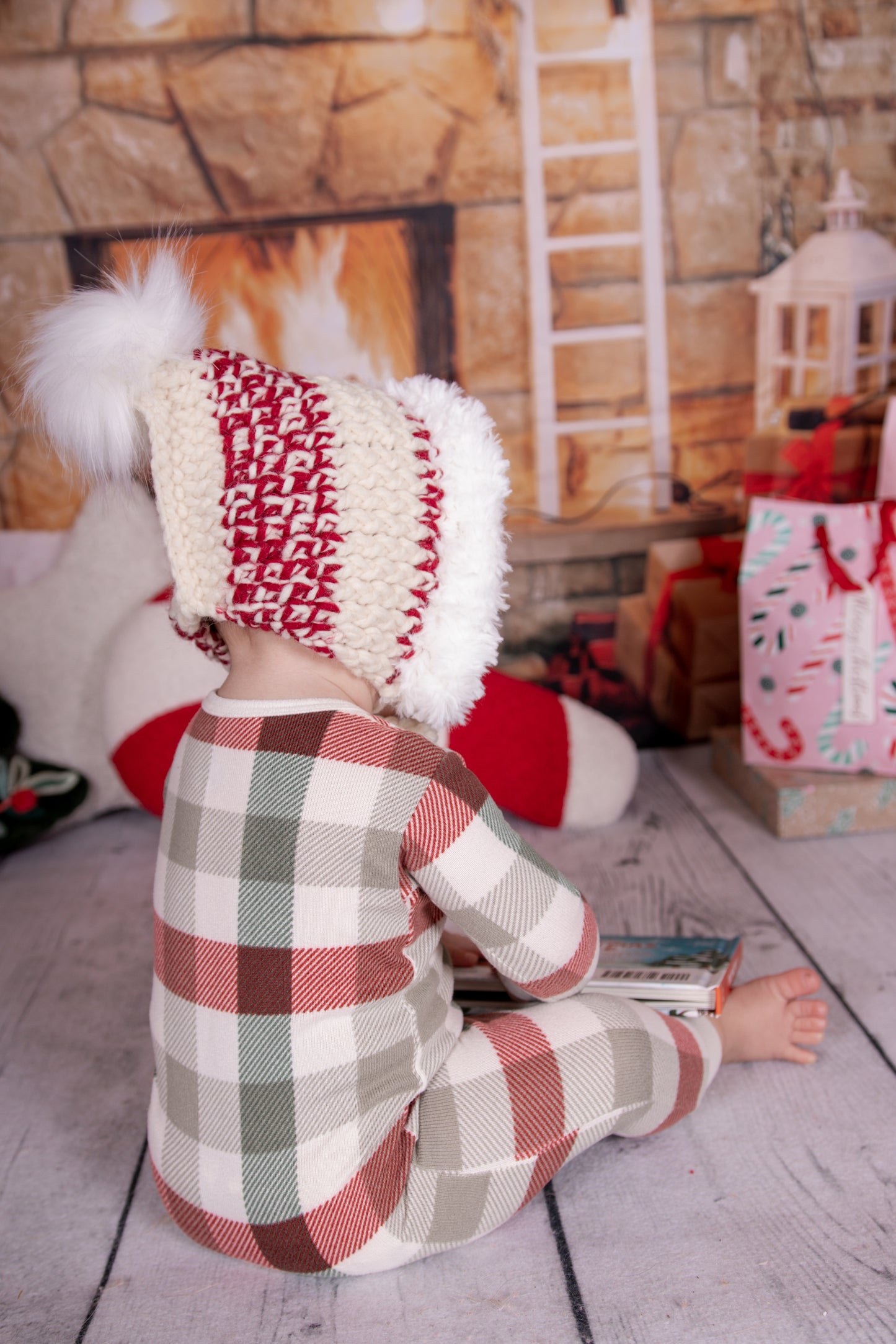 Peppermint Stick - Snug Winter Bonnet [CHRISTMAS COLLECTION]